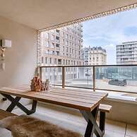 Beautiful Apartment With Parking Close to the sea