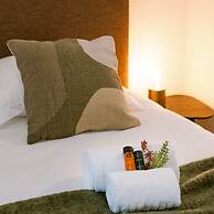 Beautiful Apartment With Parking Close to the sea