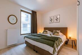 Beautiful Apartment With Parking Close to the sea