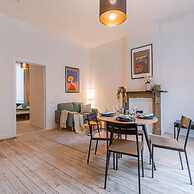 Cozy and Spacious Apartment Nearby the Beach