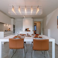 Deluxe Apartment With Lovely Terrace and Parking