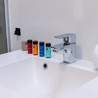 Deluxe Apartment With Lovely Terrace and Parking