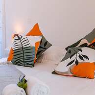 Deluxe Apartment With Lovely Terrace and Parking