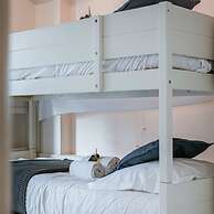 Beautiful Seaview Apartment With Private Garage