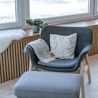 Beautiful Seaview Apartment With Private Garage