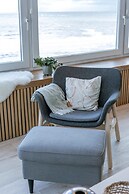 Beautiful Seaview Apartment With Private Garage