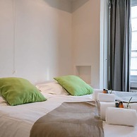 Beautiful Seaview Apartment With Private Garage