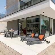 Beautiful Ultramodern Apartment in Oostduinkerke