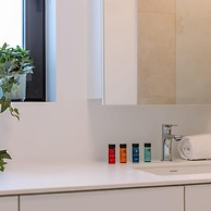 Beautiful Ultramodern Apartment in Oostduinkerke