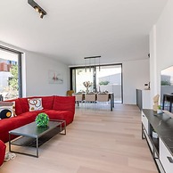 Beautiful Ultramodern Apartment in Oostduinkerke