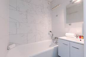 Modern Studio With Balcony Near the Beach