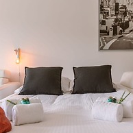 Modern Studio With Balcony Near the Beach