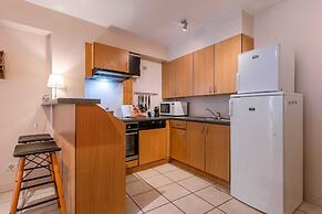 Cosy Apartment With 2 Terraces Right at the Beach