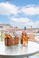 Cosy Apartment With 2 Terraces Right at the Beach