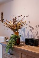 Cosy Apartment With 2 Terraces Right at the Beach