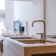 Lovely and Spacious Apartment on top Location