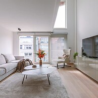 Lovely and Spacious Apartment on top Location