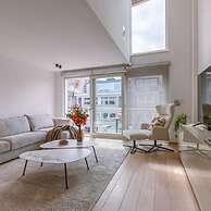 Lovely and Spacious Apartment on top Location