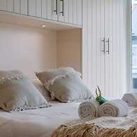 Lovely and Spacious Apartment on top Location