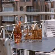 Lovely and Spacious Apartment on top Location