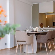 Lovely and Spacious Apartment on top Location