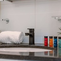 Lovely and Spacious Apartment on top Location