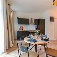 Spacious and Warmly Furnished Apartment