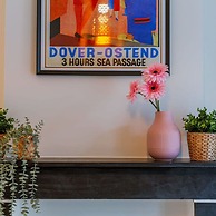 Spacious and Warmly Furnished Apartment