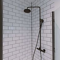 Spacious and Warmly Furnished Apartment