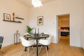 Modern Apartment Located at Historical Main Square