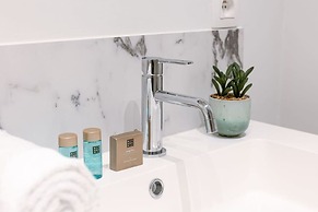 Modern Apartment Located at Historical Main Square