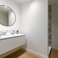 Modern Apartment Located at Historical Main Square