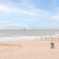 Spacious two Bedroom Apartment in Knokke