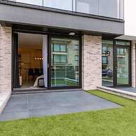 Bright Apartment Only 5 Minutes From the Beach