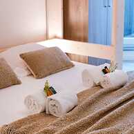 Bright Apartment Only 5 Minutes From the Beach