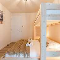 Bright Apartment Only 5 Minutes From the Beach