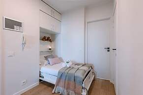 Cosy Apartment With Terrace Overlooking the sea