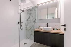 Cosy Apartment With Terrace Overlooking the sea