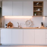 Cosy Apartment With Terrace Overlooking the sea