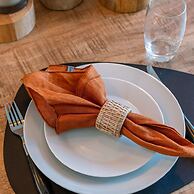 Family-friendly House With Sunny Terrace and Garden