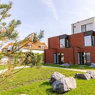 Family-friendly House With Sunny Terrace and Garden