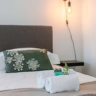 Family-friendly House With Sunny Terrace and Garden