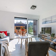 Family-friendly House With Sunny Terrace and Garden