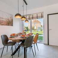 Family-friendly House With Sunny Terrace and Garden