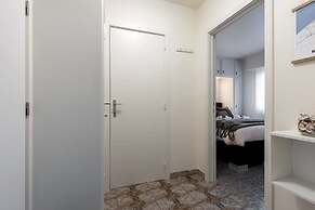 Charming Apartment Near the sea