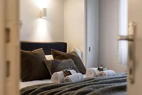 Charming Apartment Near the sea