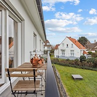 Charming Apartment Near the sea