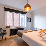 Lovely Apartment With Lateral sea View