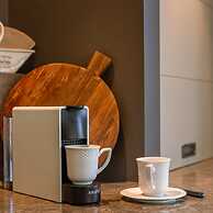 Beautiful and Authentic Apartment Nearby the Beach