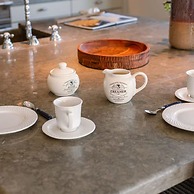 Beautiful and Authentic Apartment Nearby the Beach